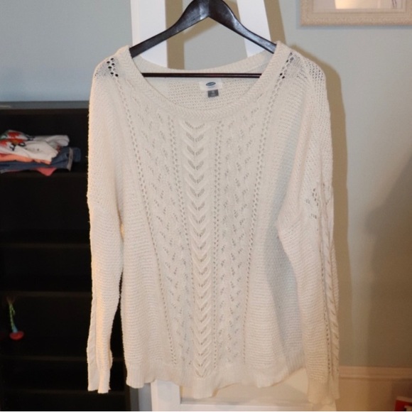 Old Navy White Cable Knit Sweater - well used - XL - Picture 3 of 4